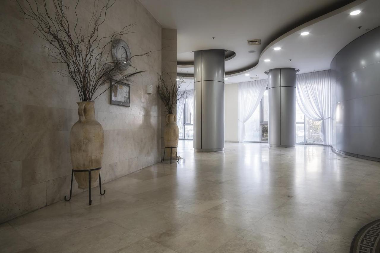 Isralux Apartments บัตยัม ภายนอก รูปภาพ