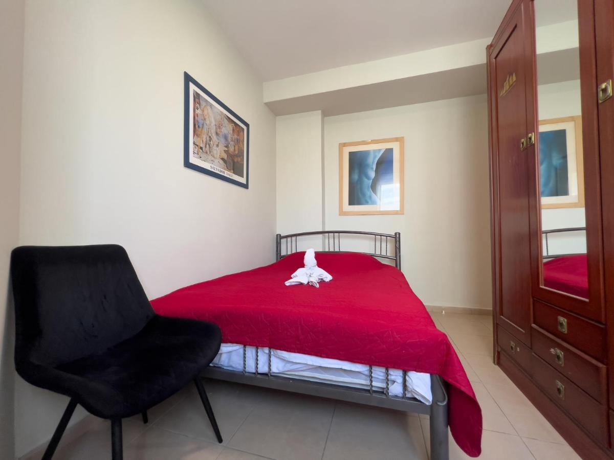 Isralux Apartments บัตยัม ภายนอก รูปภาพ