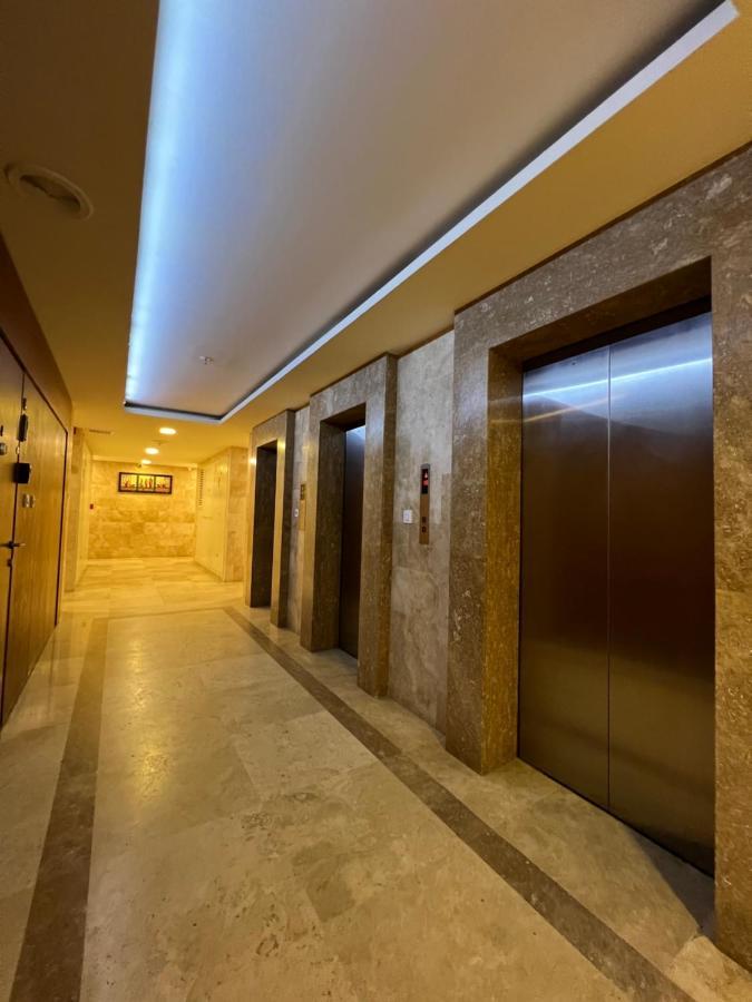 Isralux Apartments บัตยัม ภายนอก รูปภาพ